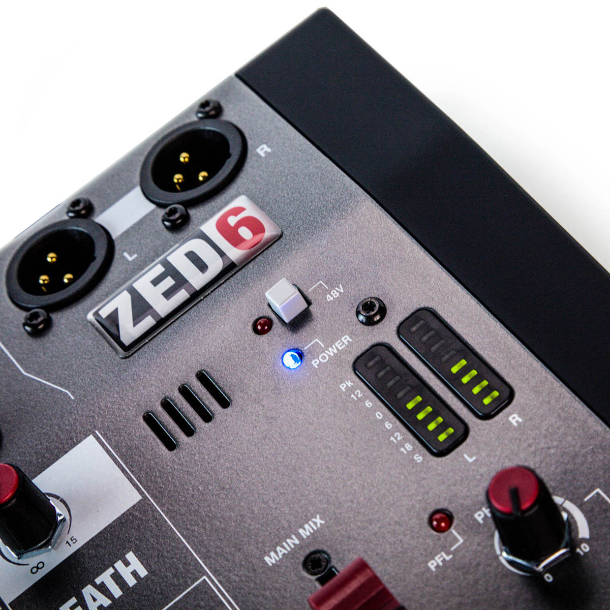 Consola Mezcladora ZED-6 salida de audio