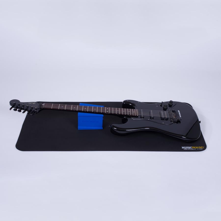 Music-Nomad-Work-Station-MN207-Ejemplo-Guitarra-electrica-1.jpg